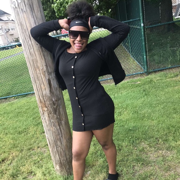 Meet your Posher, Trinity - Picture 1 of 1